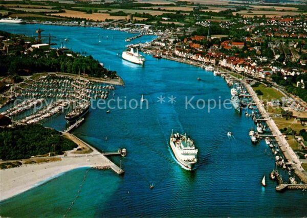 Travemuende Ostseebad Ostseeheilbad Hafen Fähre Fliegeraufnah
