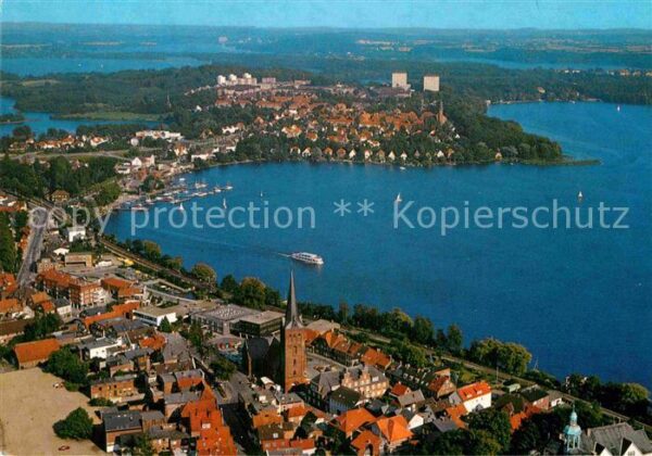 Ploen See Naturpark Holsteinische Schweiz Flieger