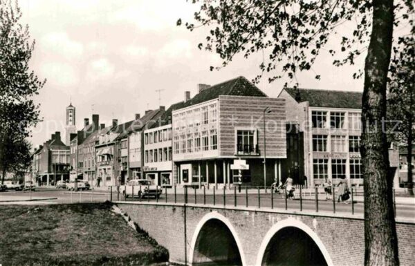 Emmeloord Zentrum mit Brücke