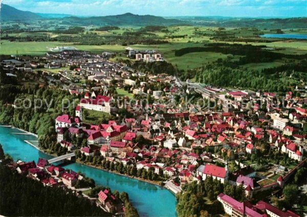 Fuessen Allgaeu Blick auf Lech und Lechbrücke Kloster S