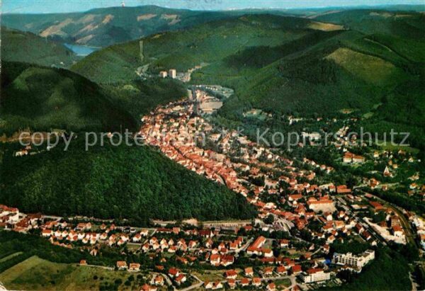 Bad Lauterberg mit Odertalsperre im Hintergrund Fliege