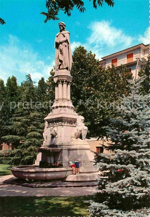 Bozen Suedtirol Denkmal Walter von der Vogelweide