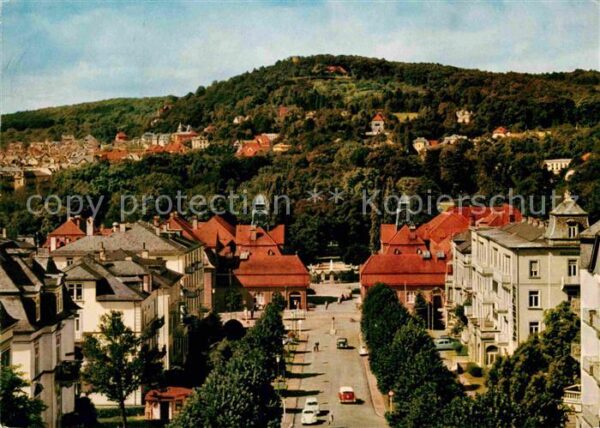 Bad Nauheim Bahnhofallee mit Johannisberg