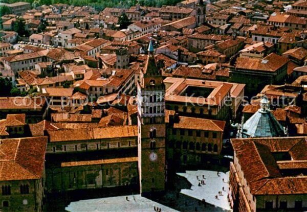 Pistoia Domplatz Fliegeraufnahme