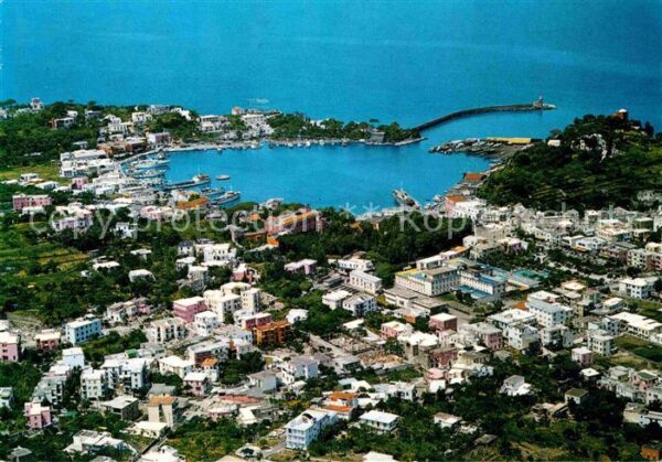 Ischia Il porto visto dall aereo
