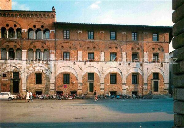 Lucca Piazza San Martino Casa dell Opera del