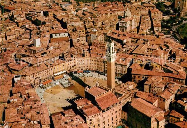 Siena Il Campo veduta aerea