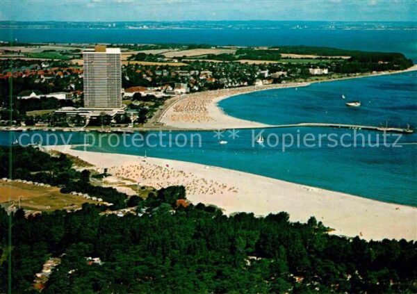 Travemuende Ostseebad Hafeneinfahrt Hotel Maritim Strand Flie
