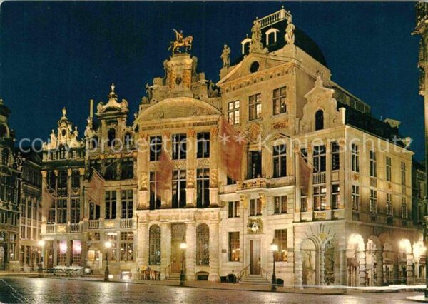 Bruessel Bruxelles Marktplatz Stern Schwan Goldener Baum N