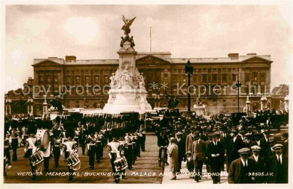 Leibgarde Wache Victoria Memorial Buckingham Palace Lon