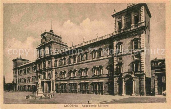Modena Emilia-Romagna Accademia Militare Monumento Militäraka