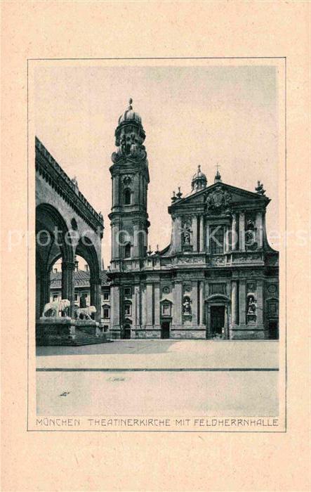Muenchen Theatinerkirche Feldherrnhalle