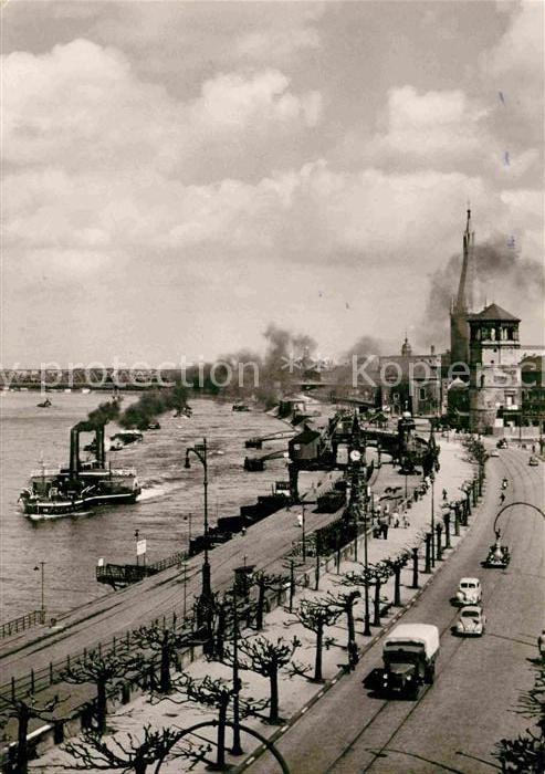 Duesseldorf Rheinufer Sankt Lambertus