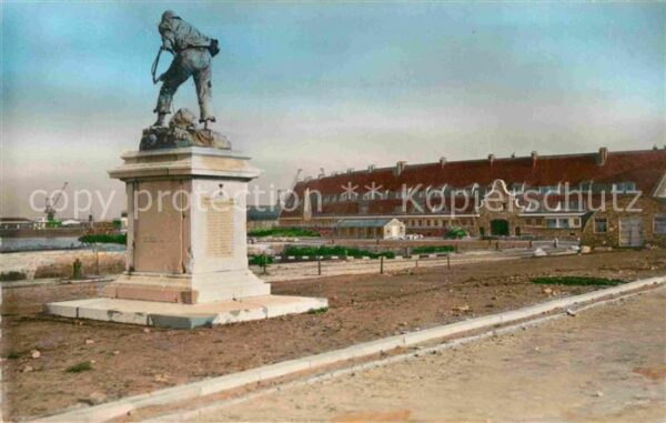 Calais Monument aux Sauveteurs et la Cité des