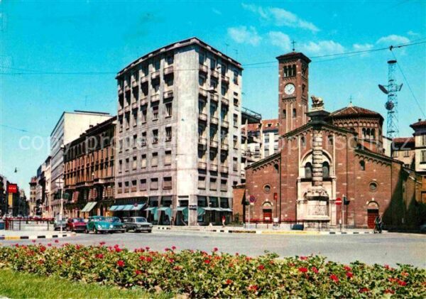 Milano Piazza San Babila