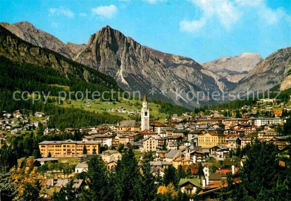 Cortina d Ampezzo Fliegeraufnahme mit Col Rosa