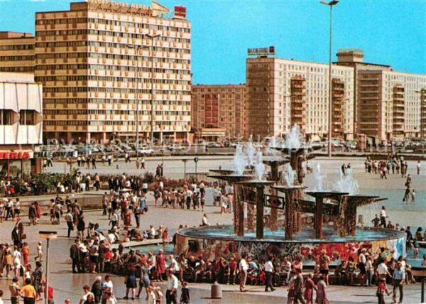 Berlin Alexanderplatz Brunnen