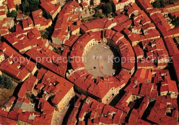 Lucca Anfiteatro Romano veduta aerea Amphithe