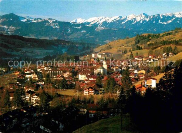 Hindelang Gesamtansicht mit Alpenpanorama