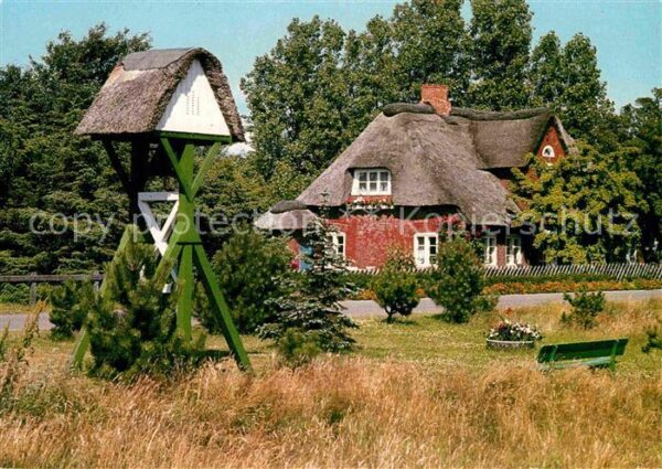 Insel Amrum Süddorf Alter Glockenturm Reetdachhaus
