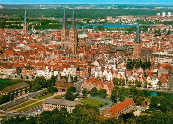 Luebeck Stadtzentrum Hansestadt Holstentor Kirc