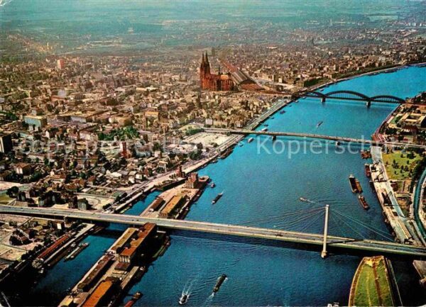 Koeln Rhein Fliegeraufnahme Dom Deutzer Brücke