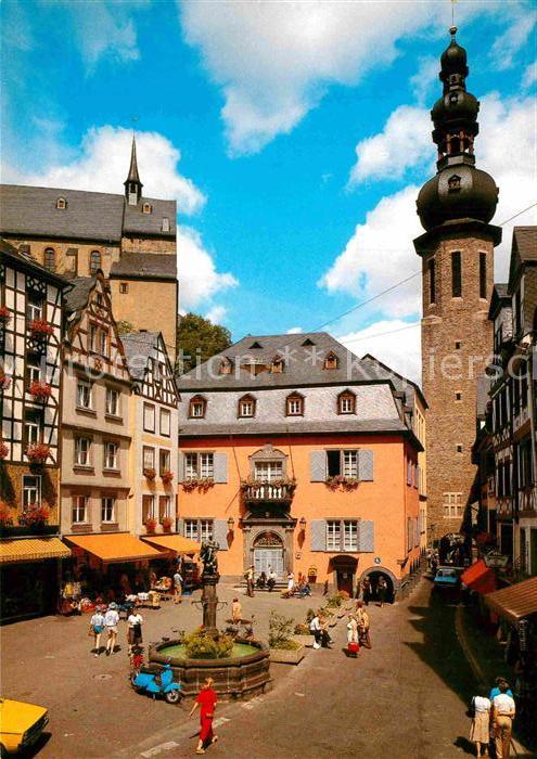 Cochem Mosel mit St. Martinsbrunnen und Rathaus