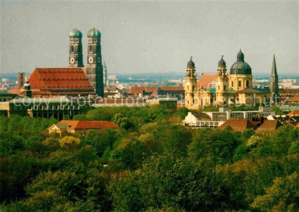 Muenchen Frauenklinik Theatinerkirche