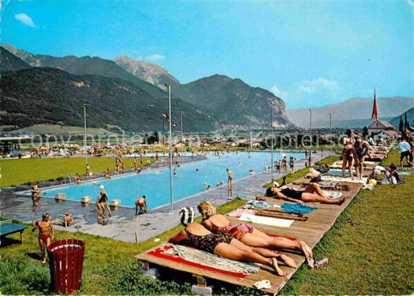 Inzing Tirol Freibad gegen Solstein und Martinswand
