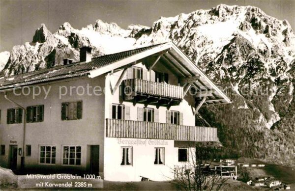 Mittenwald Bayern Gröblalm mit Karwendel