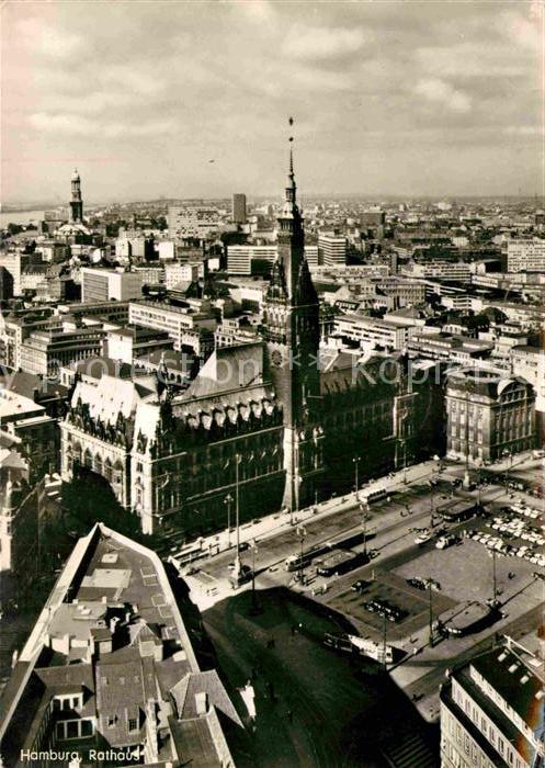 Hamburg Rathaus Fliegeraufnahme