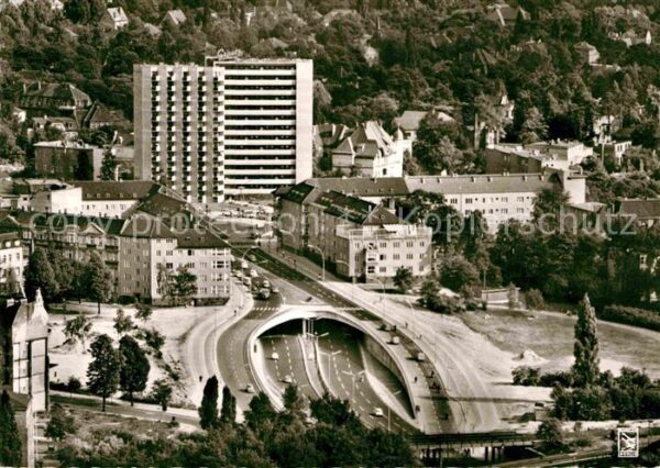 Berlin Stadtautobahn Hochhaus