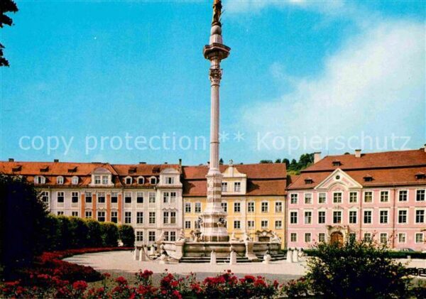 Eichstaett Oberbayern Residenzplatz Amtsgericht Mariensäule