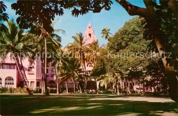Oahu Royal Hawaiian Hotel