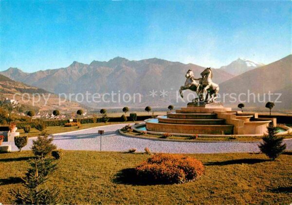 Vinschgau Val Venosta Denkmal der Kraft mit Schluderns