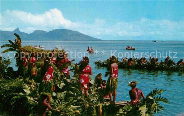 Boote Competition of decorated Pirogues