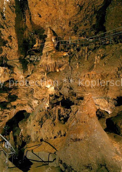 Hoehlen Caves Grottes Teufelshöhle Riesensaal Stalagmiten
