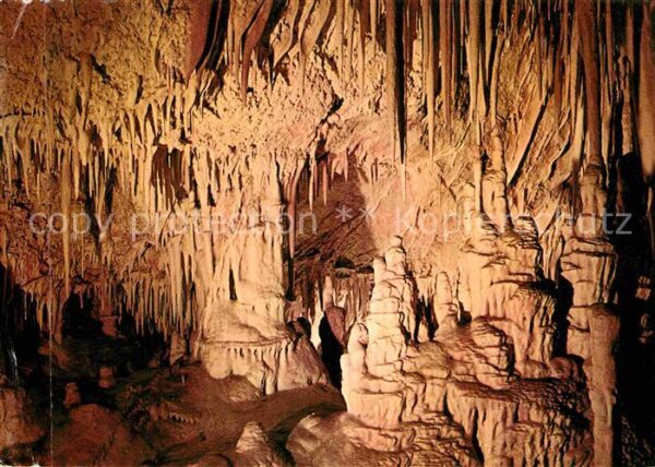 Hoehlen Caves Grottes Mallorca Cuevas de Campanet Castillo de
