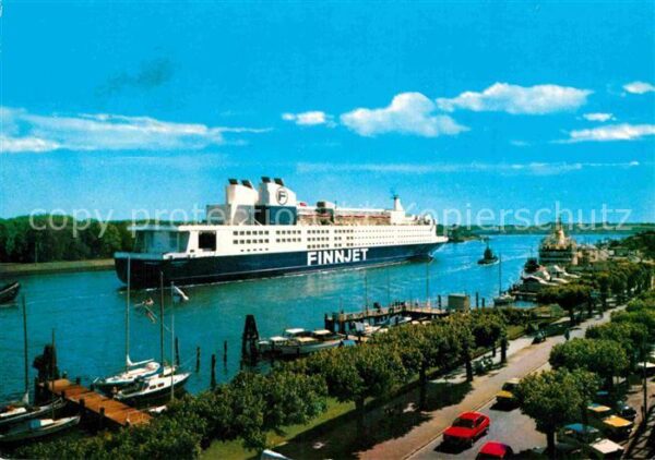 Faehre Ferry Bac Traghetto-- Passagierfährschiff Finnjet Travemünde
