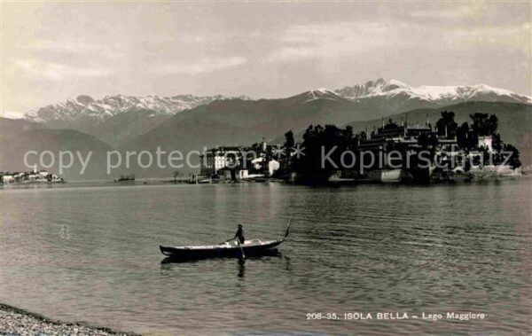 Isola Bella Lago Maggiore Ansicht vom Strand aus Boot Alpen