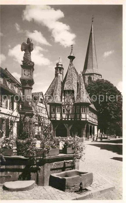 Michelstadt Marktplatz mit Rathaus 15. Jhdt. Brunne