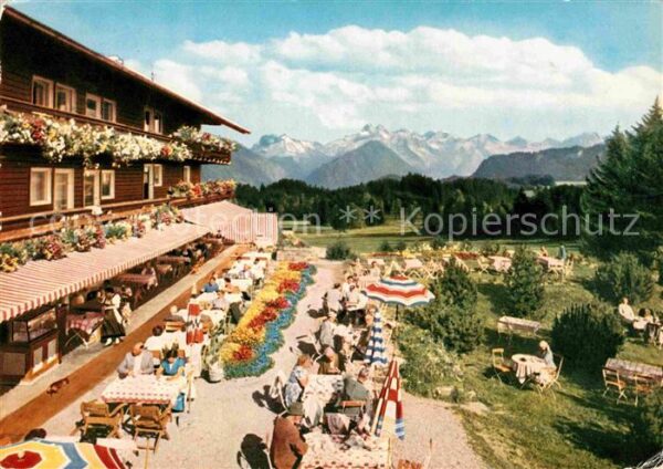 Sonthofen Oberallgaeu Sonnenalp Berggaststätte Terrasse Alpen