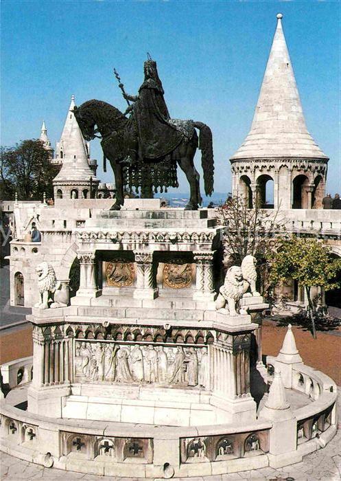 Budapest Halaszbastya Szent Istvan szobor Fische