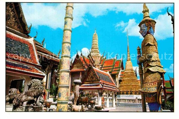 Bangkok Isnide the Emerald Buddha Temple