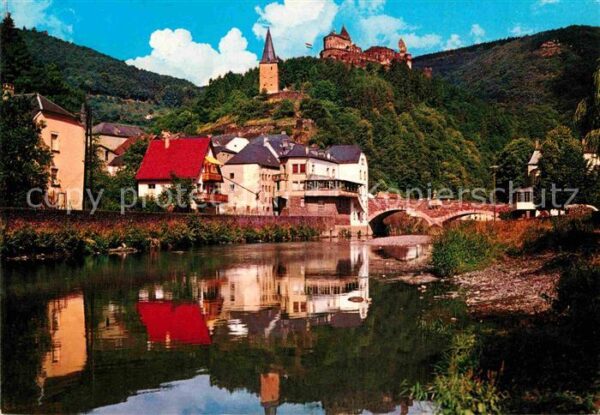 Vianden Chateau Hockelstour Pont de Our