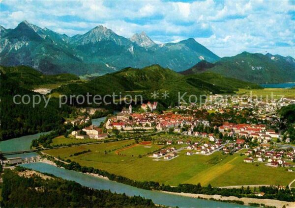 Fuessen Allgaeu Fliegeraufnahme mit Vilserkegel Weißens