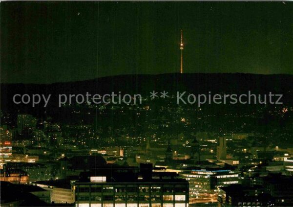Stuttgart bei Nacht mit Fernsehturm