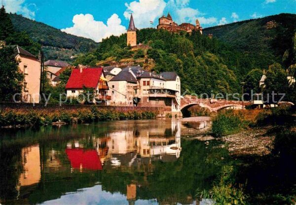 Vianden Chateau Hockelstour et Pont de l'Our Va