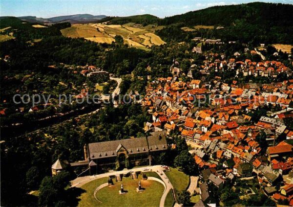 Goslar Blick auf die Kaiserpfalz Fliegeraufnah