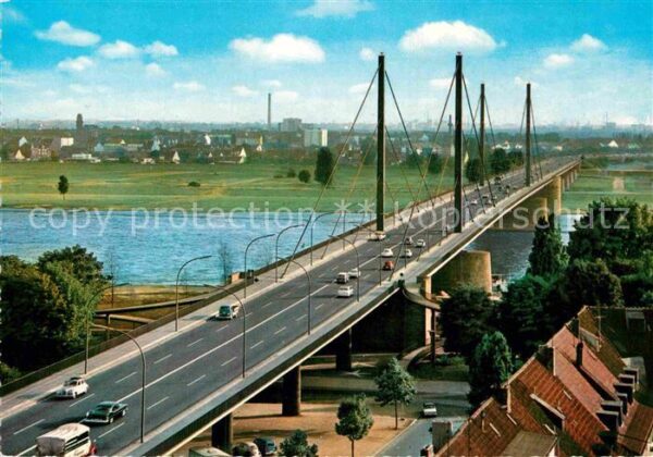 Duesseldorf Theodor Heuss Brücke